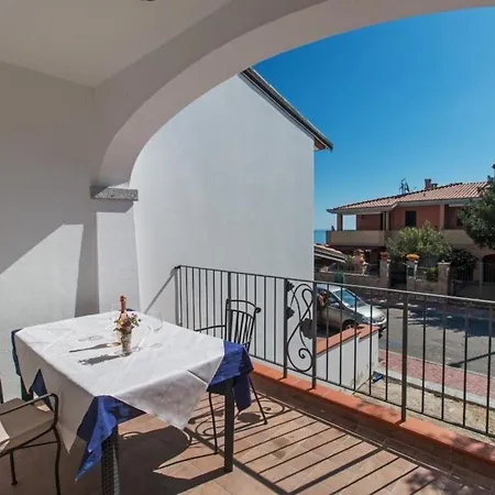 Tolle Ferienwohnung In Lägenhet Cala Gonone