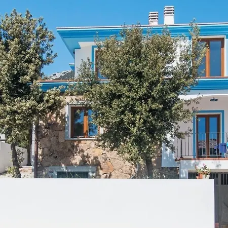 Tolle Ferienwohnung In Lägenhet Cala Gonone